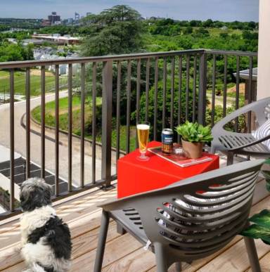 Main picture of Artisan Hill