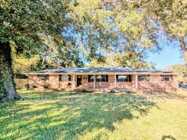 Main picture of 6100 Prospect Ln