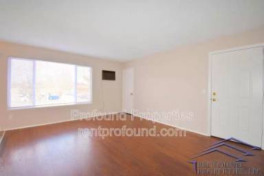Main picture of 704 NE 99th Avenue