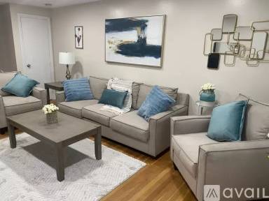 Main picture of 36 Meshaka St
