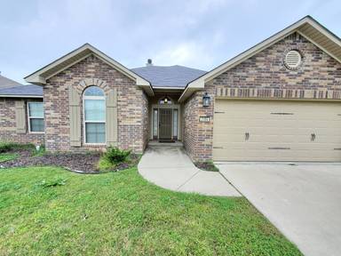 Main picture of 2311 Tallgrass Cir