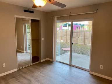 Main picture of 1701-15 Palmetto Ct