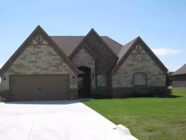 Main picture of 107 Sandstone Ln