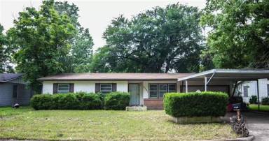 Main picture of 2531 S 27th St