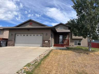Main picture of 470 Sovereignty Ln