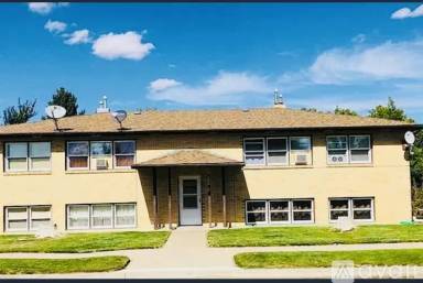 Main picture of 707-12 Saint