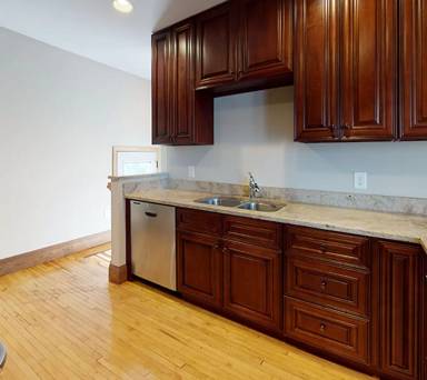 Main picture of 1091 15th Ave SE