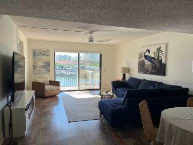 Main picture of 7600 Sun Island Dr S
