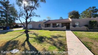 Main picture of 645 E Desert Ln