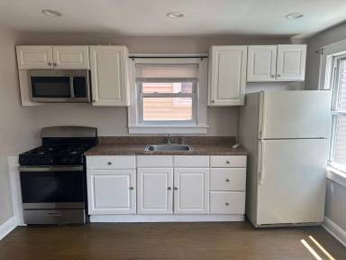 Main picture of 241 Palisade Ave