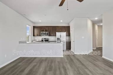 Main picture of 4013 Colley Ave