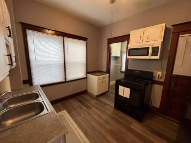 Main picture of 229 14th Ave