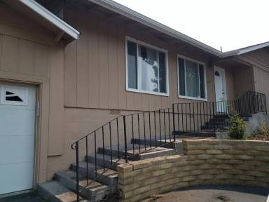 Main picture of 2461 Hawkins St