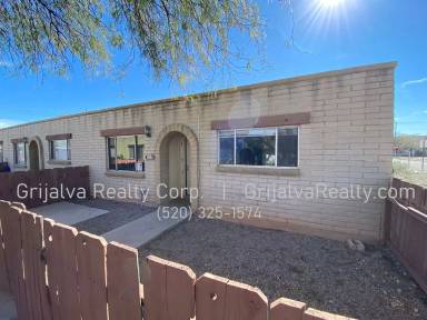 Main picture of 2614 N Winstel Blvd