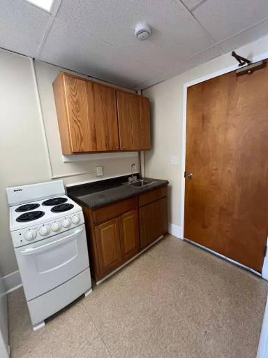 Main picture of 1551 Hertel Ave