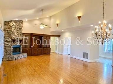 Main picture of 6055 Wall Rd