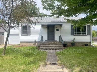Main picture of 938 Creve Coeur St