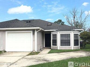 Main picture of 2413 Ironstone Dr W