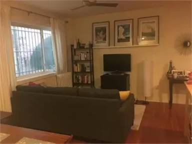 Main picture of 513 12th St NE