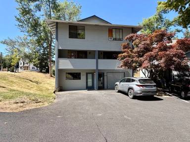 Main picture of 4483 SW Garden Home Rd