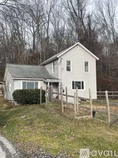 Main picture of 357 Oak Dr
