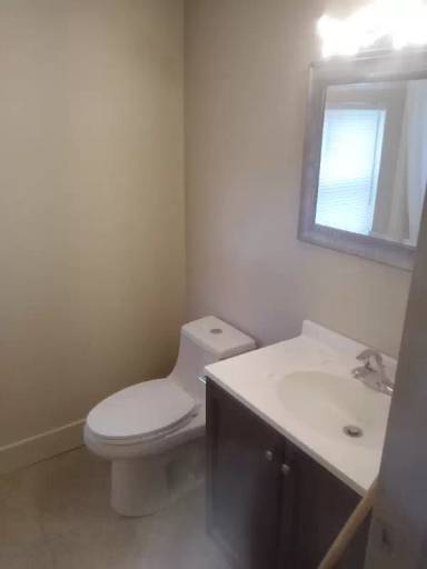 Main picture of 505 Ames Pl