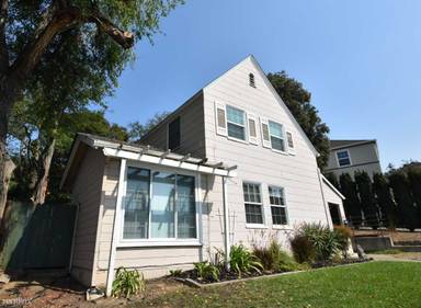 Main picture of 17 N Daniels Ave