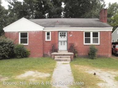Main picture of 316 S Oakwood Dr