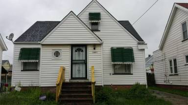Main picture of 9005 Bancroft Ave