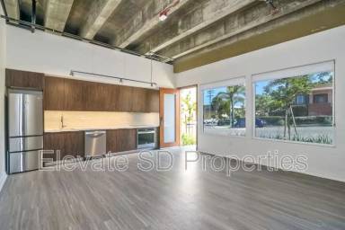 Main picture of 2466 1st Ave