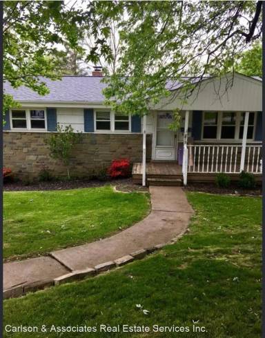 Main picture of 212 Parkedge Rd