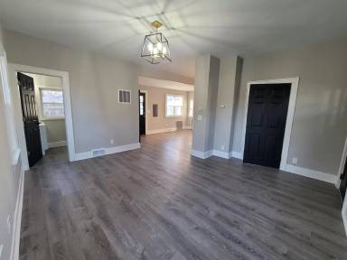 Main picture of 22614 Ridgeway St