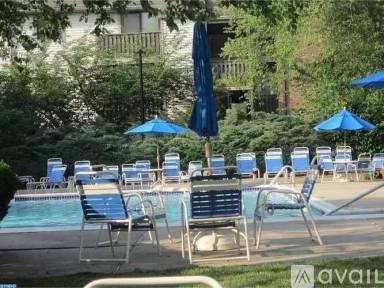 Main picture of 715 Ravens Crest Dr