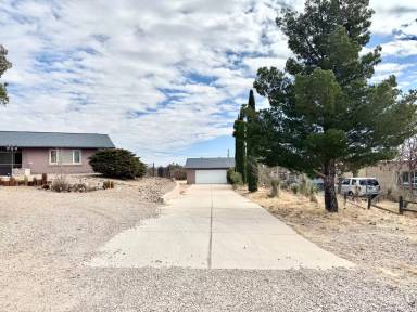 Main picture of 1327 Yucca Dr