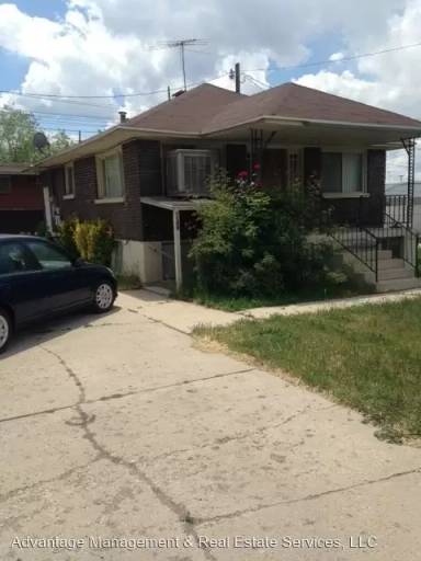 Main picture of 1143 W 100 N