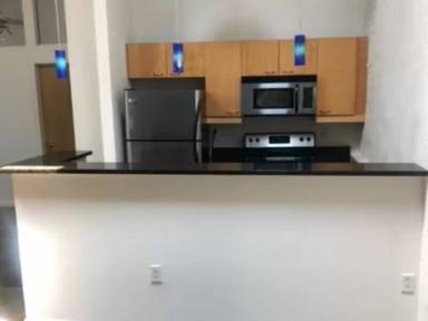 Main picture of T & E Apartments