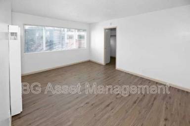Main picture of 480 Crescent St
