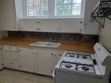 Main picture of 903 W Curtiss St