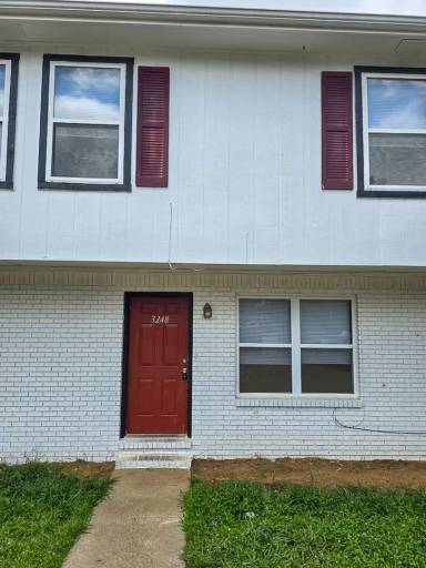 Main picture of 3250 W Jewell Rd