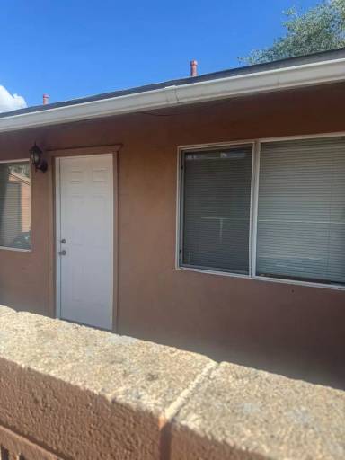 Main picture of 304 Vassar Dr SE