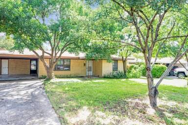 Main picture of 1904 Ridgemont Dr