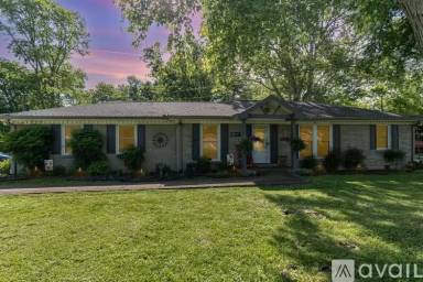 Main picture of 105 Trucord Dr