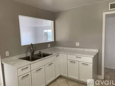 Main picture of 1225 Oakdale St