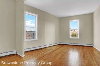 Main picture of 458 Sterling Pl