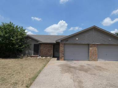 Main picture of 322 Asbury Dr