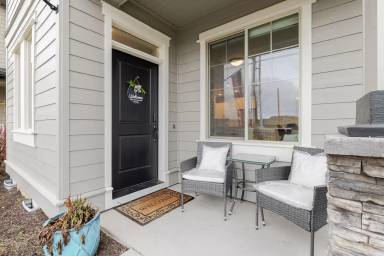 Main picture of 4392 SW Canal Blvd
