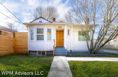Main picture of 6719 Delridge Way SW