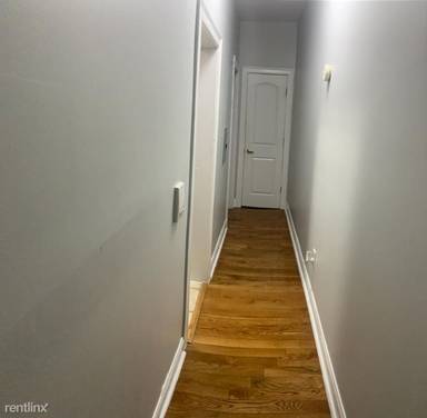Main picture of 863 Pavonia Ave