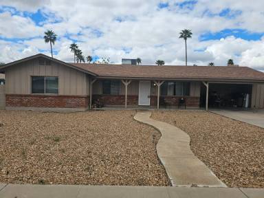 Main picture of 610 N Meadows Dr