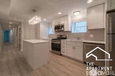 Main picture of 5021 N Ashland Ave